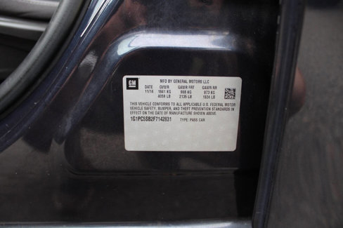 Used 2015 Chevrolet Cruze LT w/ Technology Package image 40