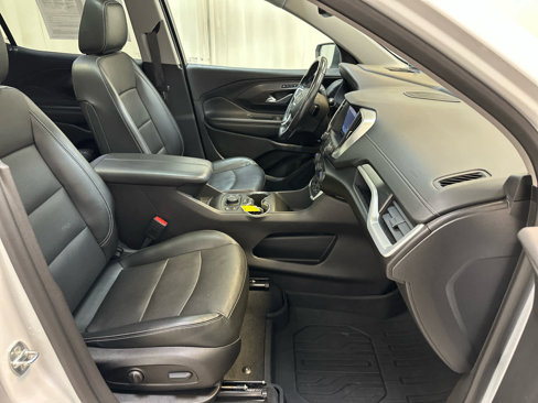 Used 2022 GMC Terrain SLT w/ Infotainment Package II image 14