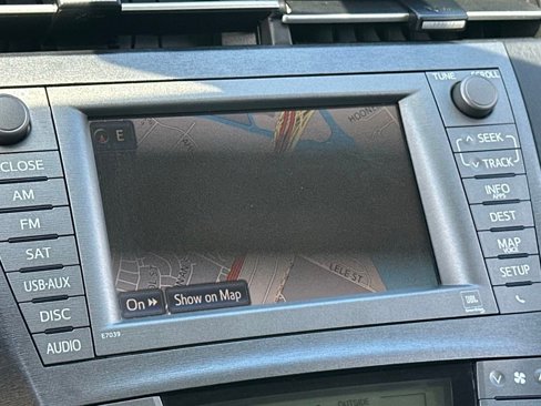 Used 2015 Toyota Prius Four image 16