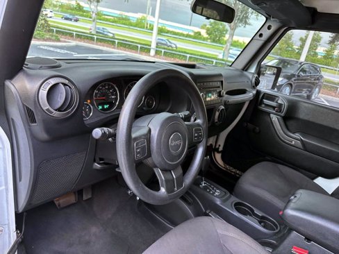 Used 2015 Jeep Wrangler Unlimited Sport image 10
