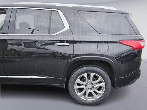 Used 2018 Chevrolet Traverse Premier w/ Driver Confidence II Package image 4