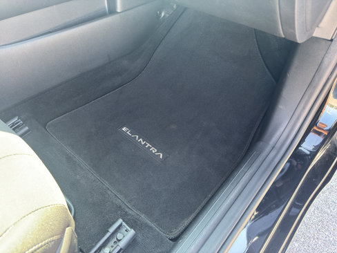 Used 2022 Hyundai Elantra SEL w/ Convenience Package image 33