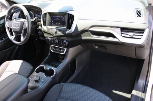Used 2023 GMC Terrain SLE w/ Driver Convenience Package image 27