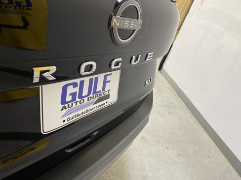 Used 2023 Nissan Rogue SV image 17