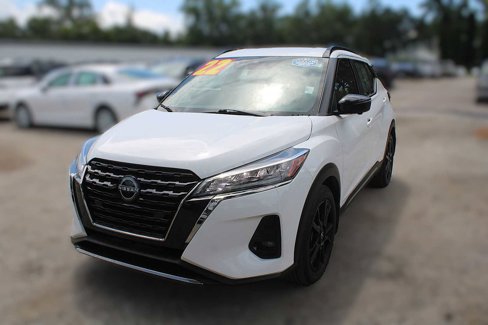 Used 2022 Nissan Kicks SR w/ Premium Package image 15