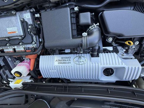 Used 2011 Toyota Prius Three image 25