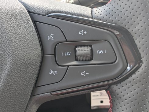New 2025 Chevrolet Trax RS w/ Driver Confidence Package image 26
