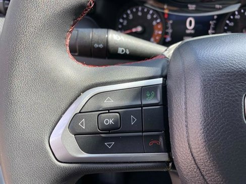 Used 2024 Jeep Compass Trailhawk image 19