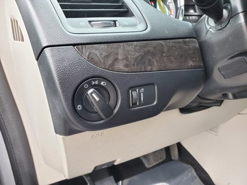 Used 2016 Dodge Grand Caravan SE w/ Quick Order Package 29E SE image 10