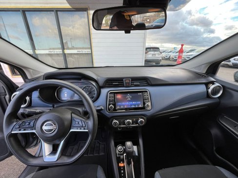 Used 2023 Nissan Versa SV image 33