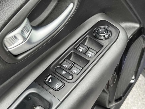 Certified 2020 Jeep Renegade Altitude image 27