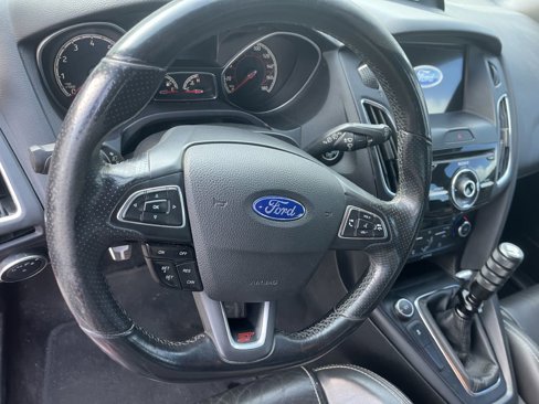 Used 2016 Ford Focus ST w/ Equipment Group 401A image 11