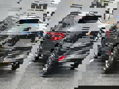 New 2025 Chevrolet Trax LT w/ Driver Confidence Package image 4