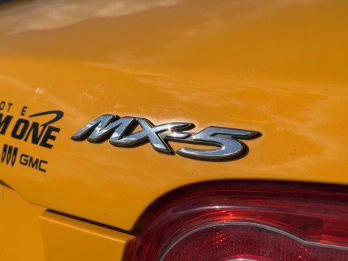 Used 2009 MAZDA MX-5 Miata Sport image 8