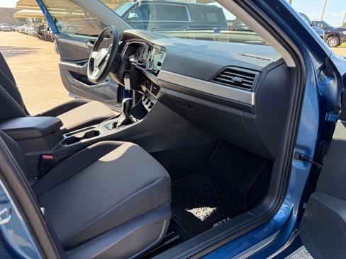 Used 2019 Volkswagen Jetta S w/ Driver Assistance Package image 14