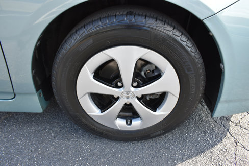 Used 2015 Toyota Prius Three image 40