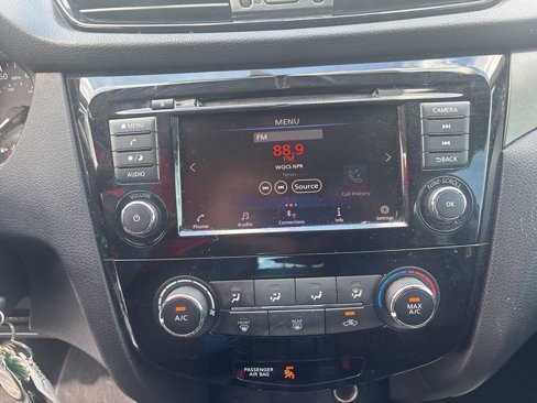 Used 2019 Nissan Rogue Sport S w/ Appearance Package image 4