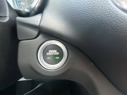 Certified 2018 Chevrolet Equinox LT image 17