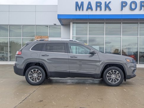 Used 2019 Jeep Cherokee Latitude Plus w/ Cold Weather Group image 6