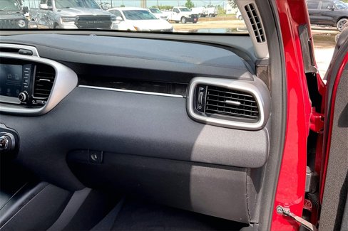 Used 2018 Kia Sorento LX image 23