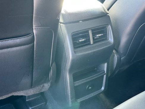 Used 2023 Ford Edge SEL image 22