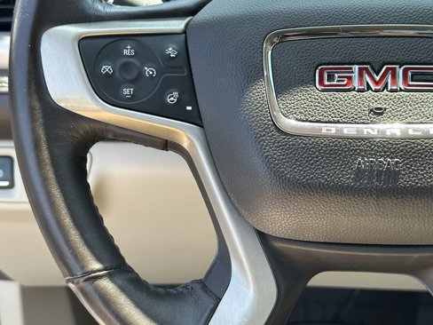 Used 2017 GMC Acadia Denali w/ Technology Package image 28