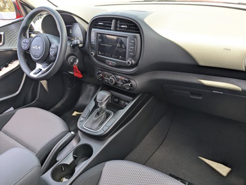 New 2025 Kia Soul LX image 13