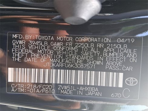 Used 2019 Toyota Prius L Eco image 18