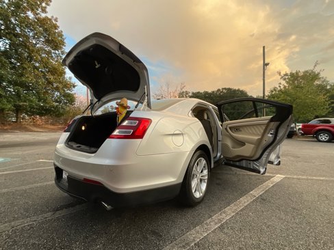 Used 2013 Ford Taurus SEL image 34