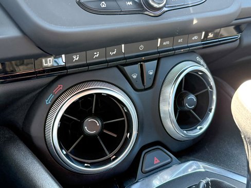 Used 2023 Chevrolet Camaro LT image 20