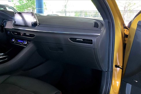 Used 2020 Hyundai Sonata SEL Plus w/ Tech Package image 18