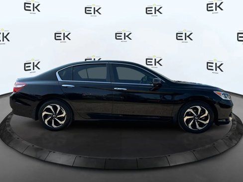 Used 2016 Honda Accord EX-L image 2