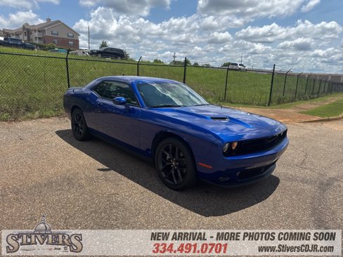 Used 2022 Dodge Challenger SXT w/ Plus Package image 1