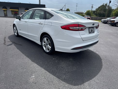 Used 2018 Ford Fusion S image 3
