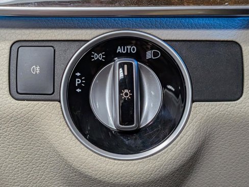 Used 2016 Mercedes-Benz E 350 4MATIC Wagon w/ Premium Package image 34