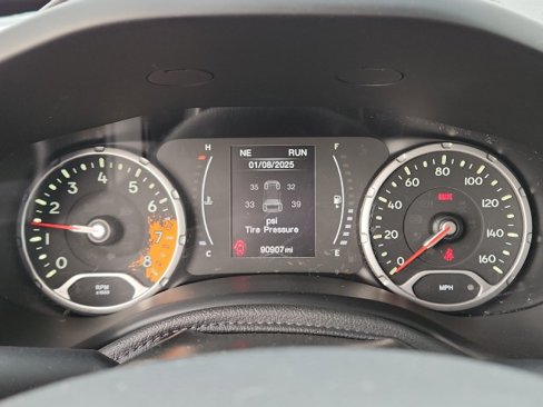 Used 2017 Jeep Renegade Sport w/ Power & Air Group image 21