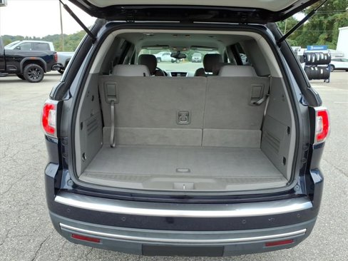 Used 2015 GMC Acadia SLE image 14
