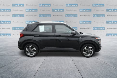 Used 2024 Hyundai Venue SEL image 4