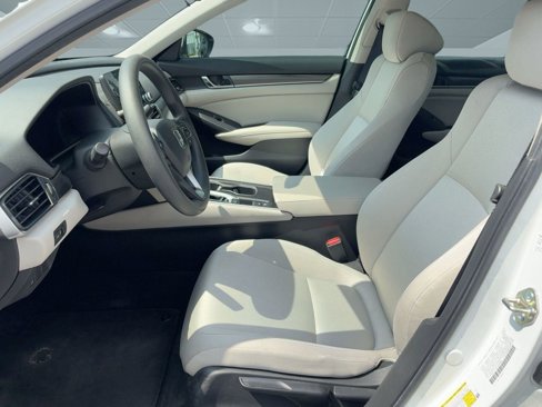 Used 2020 Honda Accord LX image 5