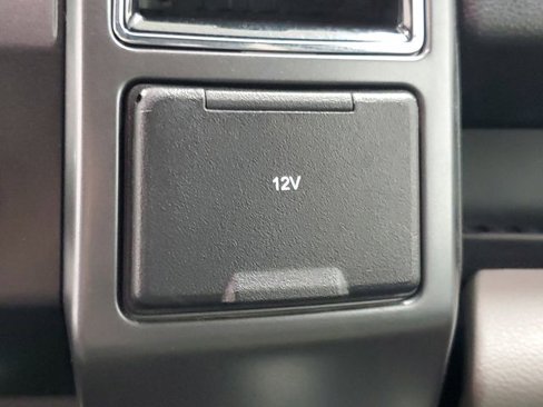 Used 2018 Ford F150 XLT w/ Trailer Tow Package image 32