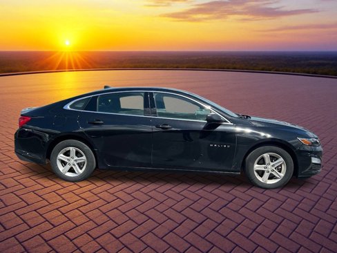 Used 2023 Chevrolet Malibu LS image 32