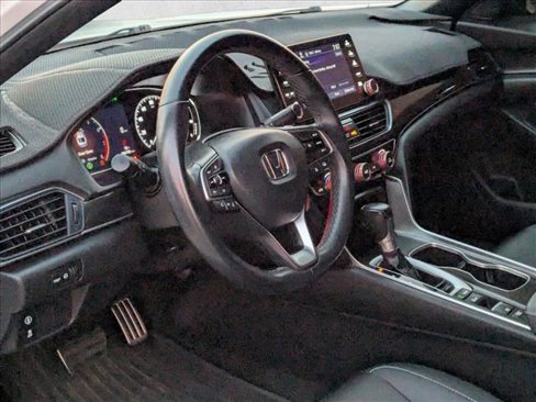 Used 2021 Honda Accord Sport image 9