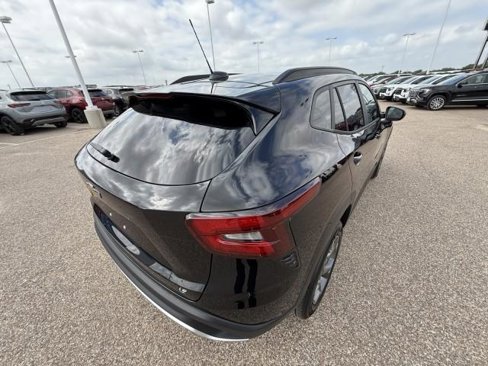New 2025 Chevrolet Trax LT image 13