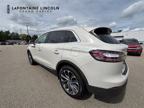 Used 2022 Lincoln Nautilus Reserve w/ Luxury Package image 45