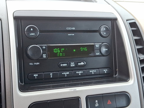 Used 2007 Ford Edge SE image 15