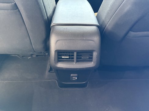Used 2019 Chevrolet Equinox LT w/ Driver Convenience Package image 22