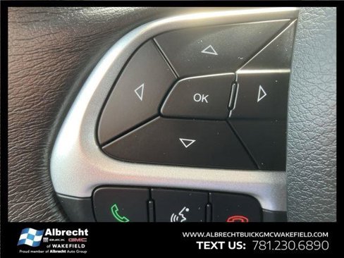 Used 2023 Jeep Renegade Altitude w/ Convenience Group I image 17
