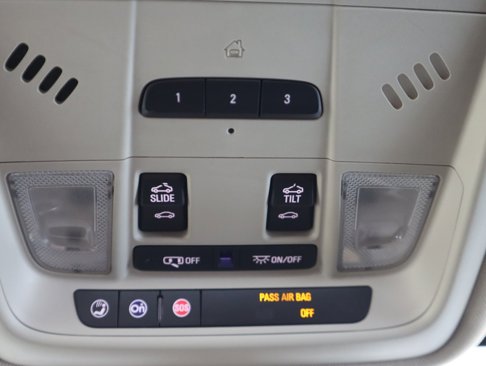 Used 2018 Buick Regal Essence image 25