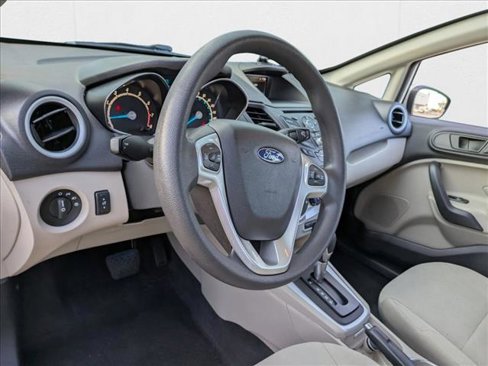 Used 2018 Ford Fiesta SE image 10