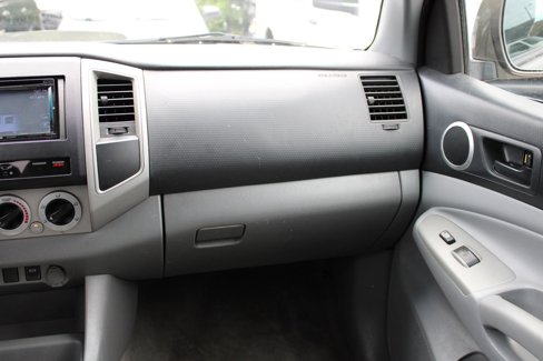 Used 2010 Toyota Tacoma 4x4 Double Cab w/ TRD Sport Pkg image 16